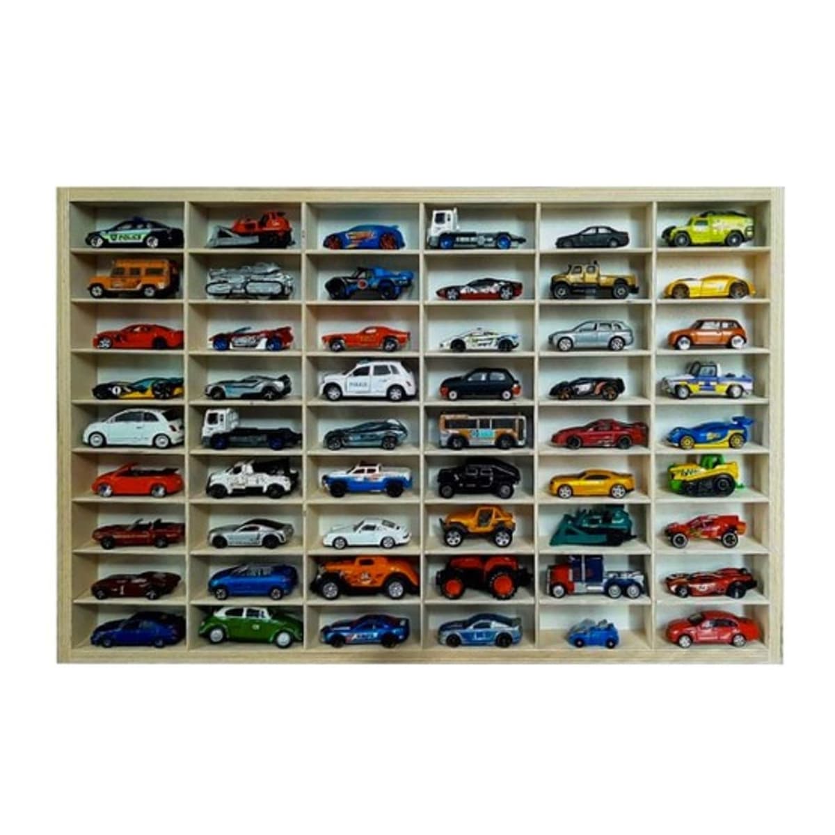 Bilhylla i trä, 54 fack